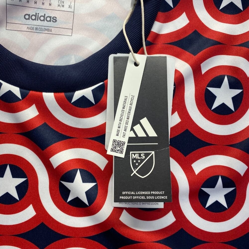 Adidas Marvel‎ Captain America Shirt Size M Slim Fit Red White & Blue mens NEW - Picture 9 of 16